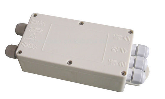 गुणवत्ता  IP66 4 Wire Plastic Junction Box फैक्टरी